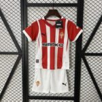 conjunto-niño-sporting-gijon-primera-equipacion-2024-2025