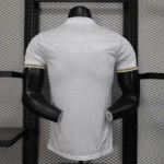 Camiseta-bayern-de-munich-125-aniversario-version-jugador-blanco-2025-2026-parte-trasera