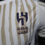 camiseta-Al-Hilal-segunda-equipacion-version-jugador-2025-2026-escudo