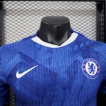 camiseta-chelsea-primera-equipacion-version-jugador-2025-2026-pecho