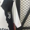 camiseta-cristiano-ronaldo-edicion-especial-multi-color-2024-2025-puño-izquierdo