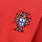 camiseta-portugal-primera-equipacion-manga-larga-2025-2026-escudo
