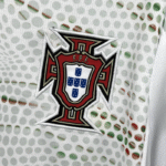 camiseta-portugal-segunda-equipacion-manga-larga-2025-2026-escudo
