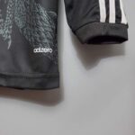 camiseta-real-madrid-tercera-equipacion-retro-manga-larga-2014-2015-puño