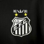 camiseta-santos-retro-negro-2011-2012-escudo