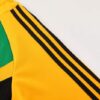 chandal-arsenal-verde-2024-2025-hombro