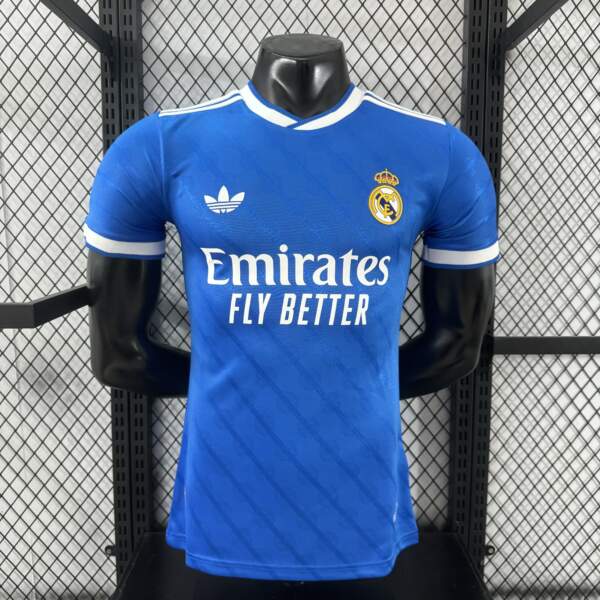 Camiseta Real Madrid tercera equipacion 25-26 Camiseta Real Madrid tercera equipacion 25-26