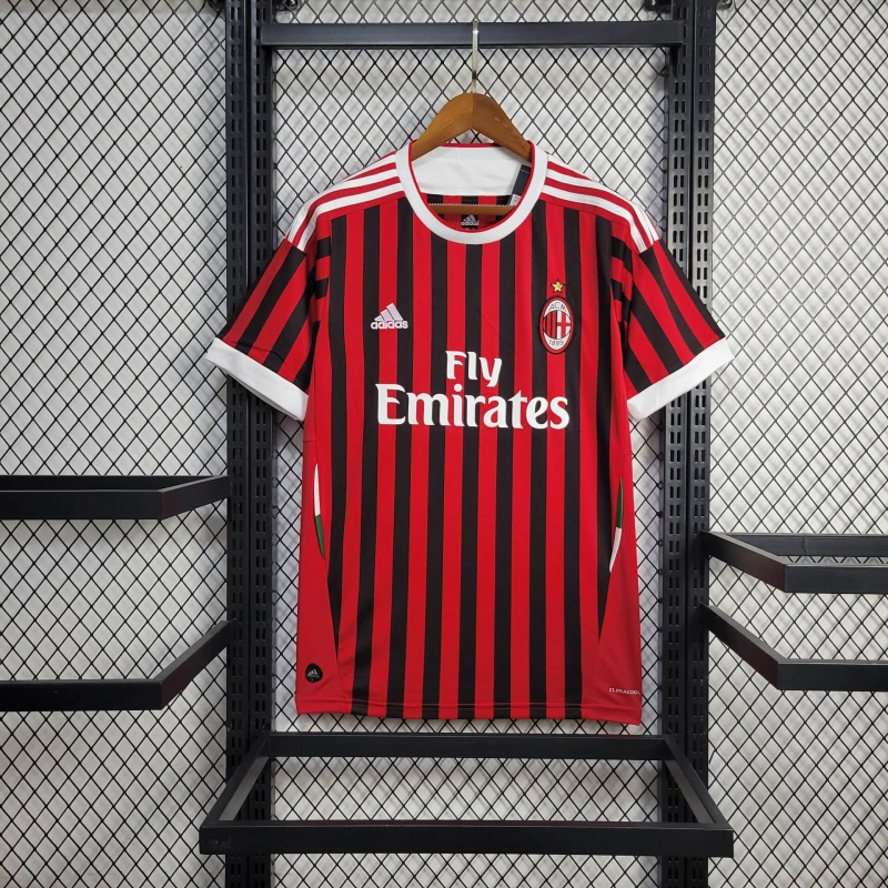 camiseta-ac-milan-primera-equipacion-retro-2011-2012 camiseta-ac-milan-primera-equipacion-retro-2011-2012