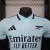 camiseta-arsenal-entrenamiento-version-jugador-2025-2026-pecho