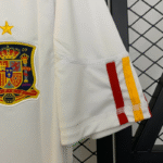 camiseta-españa-segunda-equipacion-retro-2011-puño