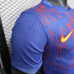 camiseta-fc-barcelona-edicion-especial-version-jugador-2025-2026-puño