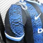 camiseta-inter-milan-edicion-especial-version-jugador-2025-2026-puño-derecho