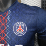 camiseta-psg-primera-equipacion-version-jugador-2025-2026-escudo