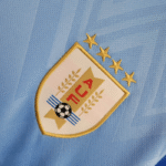camiseta-uruguay-primera-equipacion-2025-2026-escudo