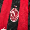 camiseta-ac-milan-primera-equipacion-2025-2026-escudo