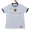 camiseta-barcelona-coldplay-edicion-especial-blanco-2024-2025-2