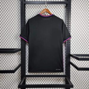 camiseta-barcelona-edicion-especial-negro-2024-2025-parte-trasera