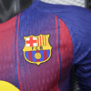 camiseta-fc-barcelona-primera-equipacion-version-jugador-2025-2026-escudo