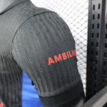 camiseta-fc-barcelona-segunda-equipacion-2024-2025-puño