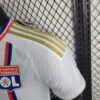 camiseta-lyon-primera-equipacion-version-jugador-2023-2024-hombro