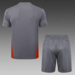 conjunto-de-entrenamiento-ac-milan-gris-2024-2025-parte-trasera