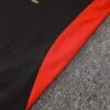 conjunto-de-entrenamiento-ac-milan-negro-2024-2025-lateral