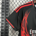 conjunto-niño-benfica-segunda-equipacion-2025-2026-puño