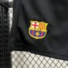conjunto-niño-fc-barcelona-edicion-especial-monkey-d-luffy-one-piece-2025-2026-escudo-pantalon-corto