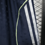 pantalon-corto-real-madrid-segunda-equipacion-2025-2026-latareal-izquierdo
