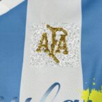 camiseta-argentina-50-aniversario-2024-2025-escudo