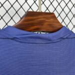 camiseta-atletico-madrid-segunda-equipacion-2025-2026-cuello-trasero