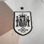 camiseta-españa-segunda-equipacion-mujer-2025-2026-escudo