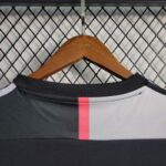camiseta-juventus-primera-equipacion-retro-2019-2020-cuello-trasero