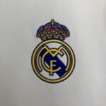camiseta-real-madrid-primera-equipacion-mujer-2025-2026-escudo