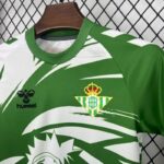 conjunto-niño-real-betis-edicion-especial-naturo-2025-2026-pecho
