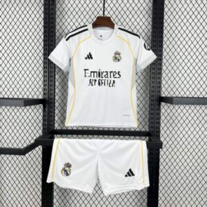 conjunto-niño-real-madrid-primera-equipacion-2025-2026