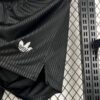 pantalon-corto-125-aniversario-2025-2026-lateral