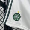 pantalon-corto-celtic-primera-equipacion-2025-2026-escudo