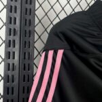 pantalon-corto-juventus-primera-equipacion-2025-2026-lateral