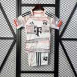 Conjunto Niño Bayern Múnich Segunda Equipación 2025-2026