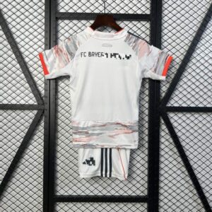 Conjunto Niño Bayern Múnich Segunda Equipación 2025-2026-dorsal