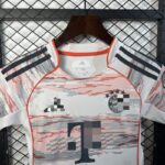 Conjunto Niño Bayern Múnich Segunda Equipación 2025-2026-pecho.