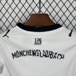 Conjunto Niño Borussia Mönchengladbach Primera Equipación 2025-2026-CUELLO DORSAL.