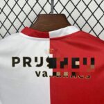 Conjunto Niño Feyenoord Rotterdam Primera Equipación 2025-2026-cuello dorsal.