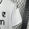 camiseta-as-monaco-segunda-equipacion-2025-2026-puño