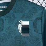 camiseta-as-monaco-tercera-equipacion-2025-2026-escudo