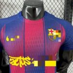 camiseta-barcelona-edicion-especial-travis-scott-2025-2026-pecho