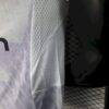 camiseta-manchester-united-segunda-equipacion-version-jugador-2025-2026-axila