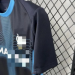 camiseta-marsella-segunda-equipacion-2025-2026-puño