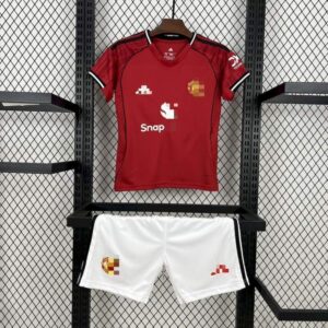 conjunto-niño-M-U-primera-equipacion-2025-2026